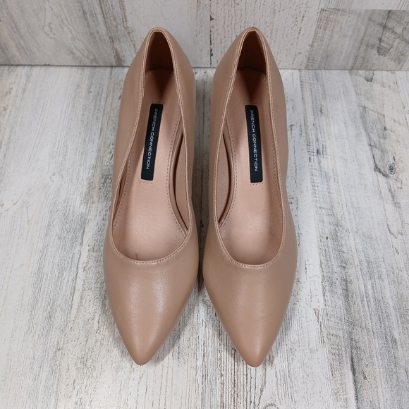 French Connection Kate Tan Cream Flex Pumps Pointed Toe Heels #578 - Picture 3 of 11